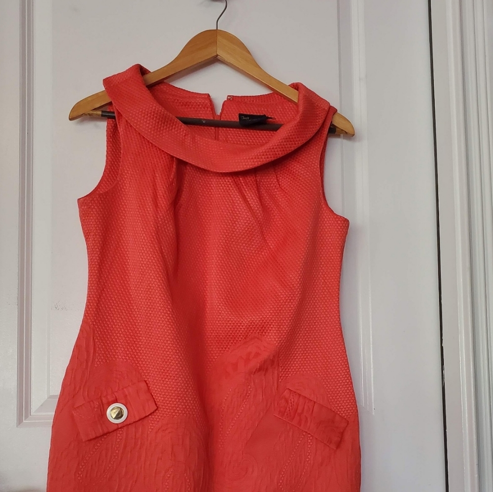 Dress with Hepburn neckline